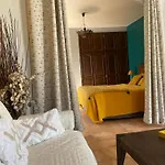 Les Jardins D'holi Proche Uzes Gasthuis 3*