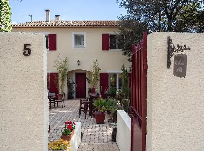 Penzion Les Jardins D'holi Proche Uzes Garrigues-et-Sainte-Eulalie