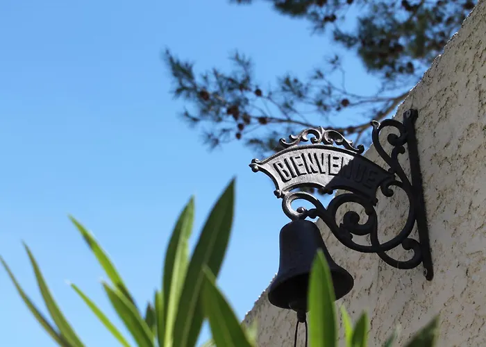 Penzion Les Jardins D'holi Proche Uzes 3*